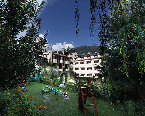 volvo-package-with-manali-heights